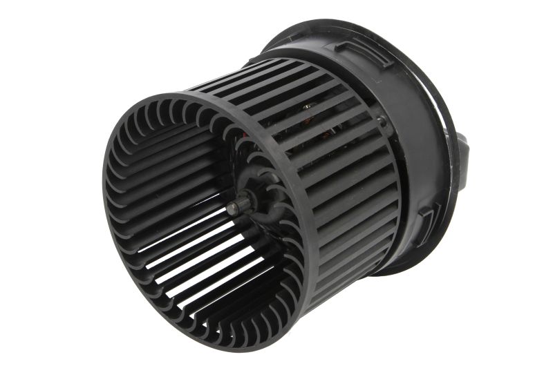 вентилатор вътрешно пространство