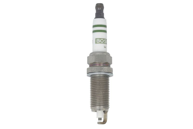 Запалителна свещ за JEEP COMMANDER (XK, XH) 4.7 V8 4x4 – BOSCH 0 242 229 765